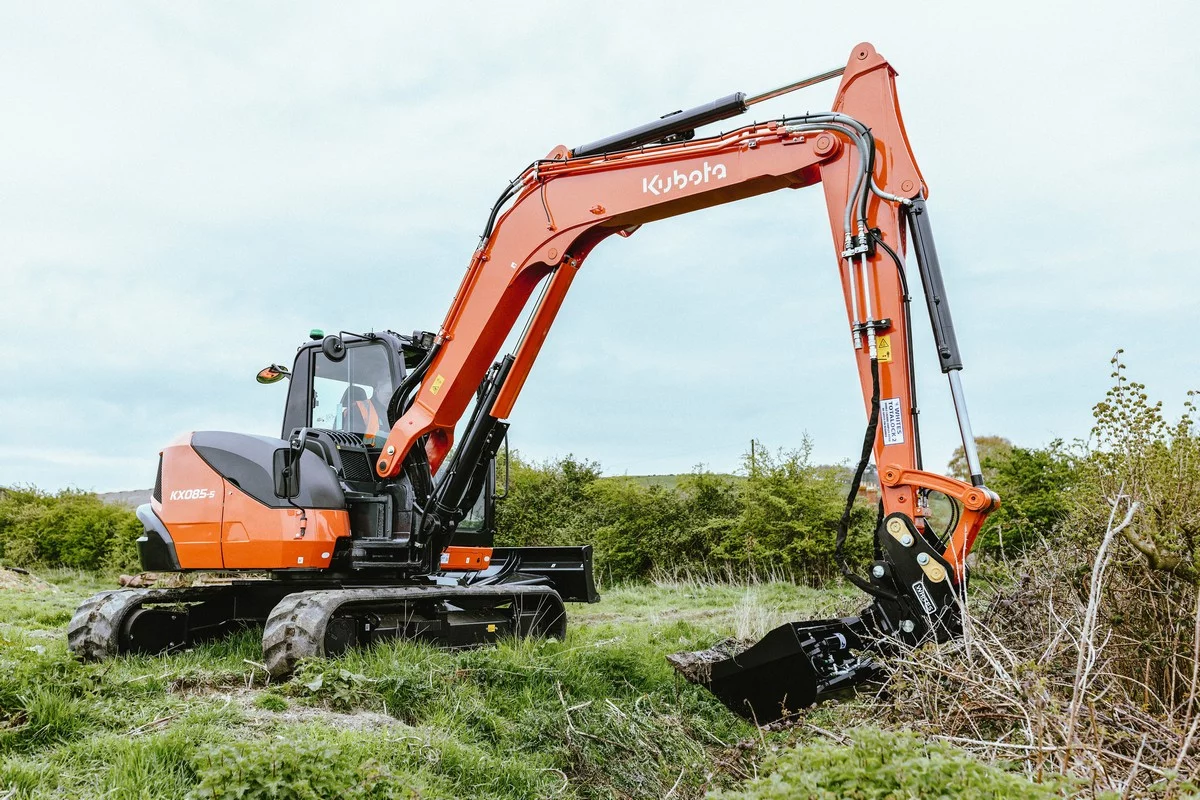 Kubota launches next-generation 8 tonne mini-excavator
