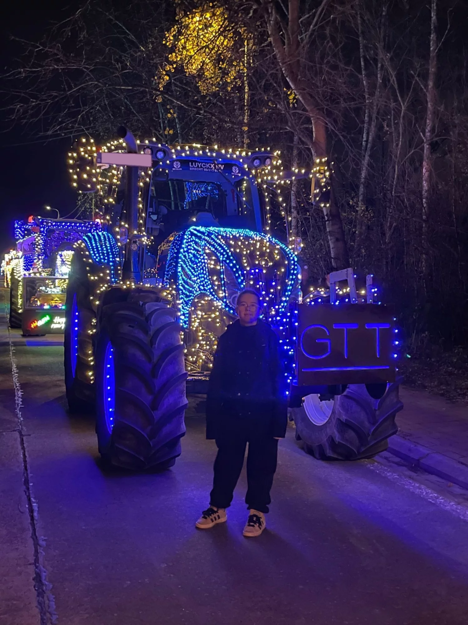 Christmas run in Geel turns blue thanks to New Holland tractors