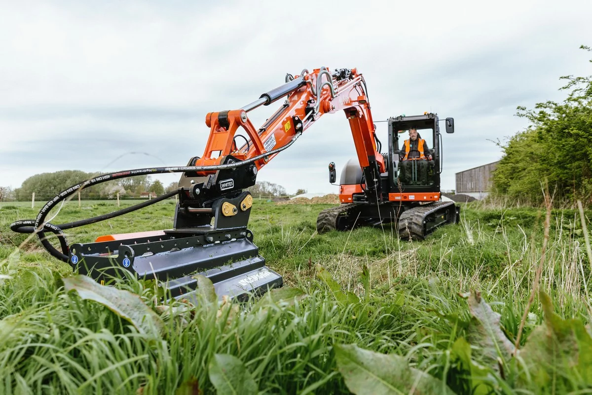 Kubota launches next-generation 8 tonne mini-excavator