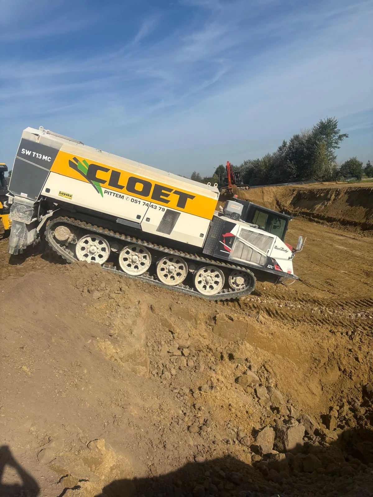 First PowerBully 12C with Streumaster delivered to Cloet