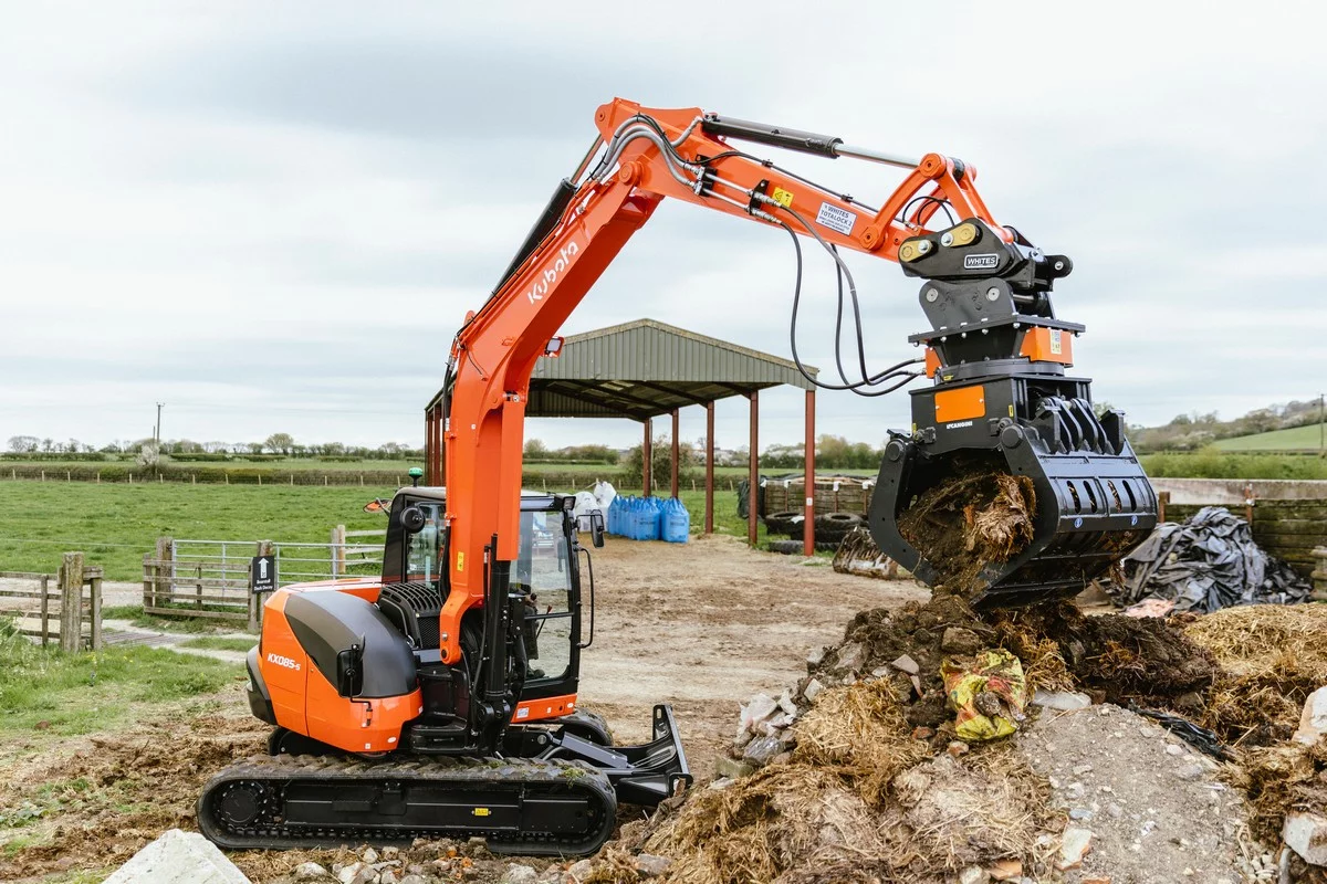 Kubota launches next-generation 8 tonne mini-excavator