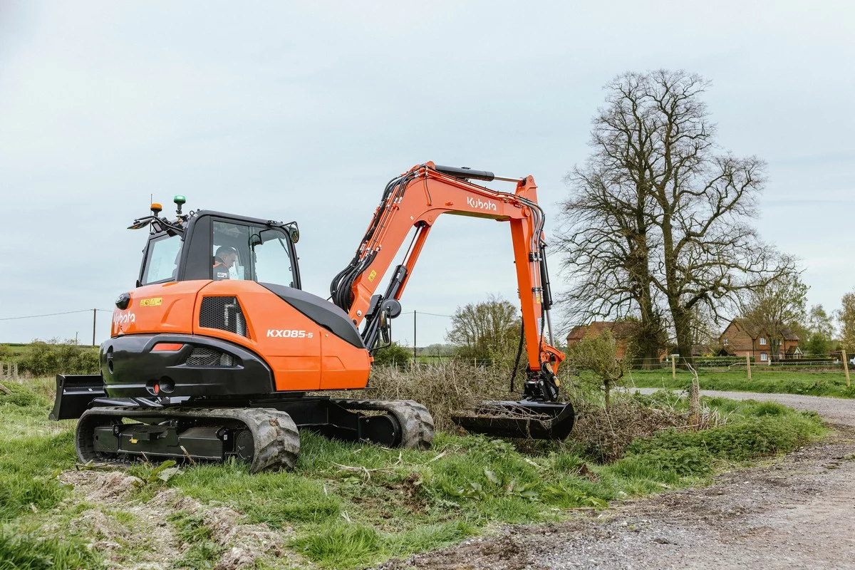 Kubota launches next-generation 8 tonne mini-excavator