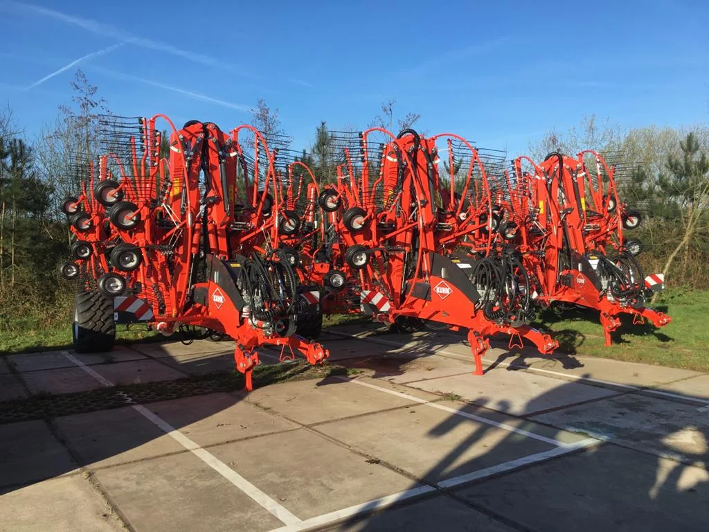 Kuhn GA13131 rateaux livrés