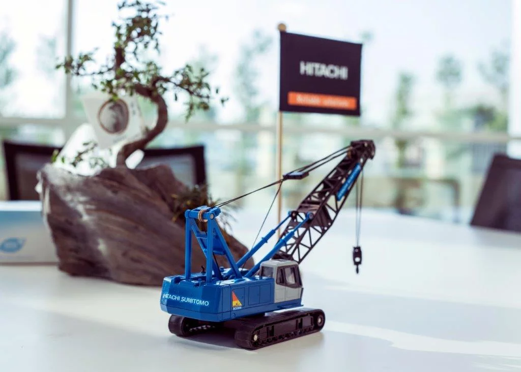 OUVERTURE des nouvelles infrastructures Middle East Crane