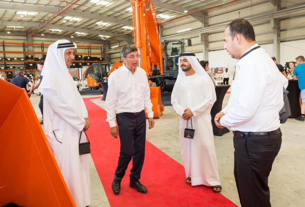 OUVERTURE des nouvelles infrastructures Middle East Crane