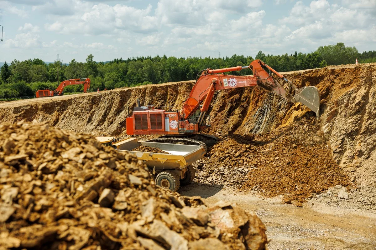 Jan De Nul déploie la nouvelle Hitachi ZX690LCH-7 en Belgique