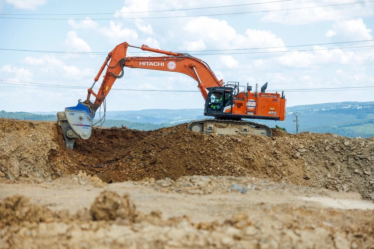 Jan De Nul déploie la nouvelle Hitachi ZX690LCH-7 en Belgique