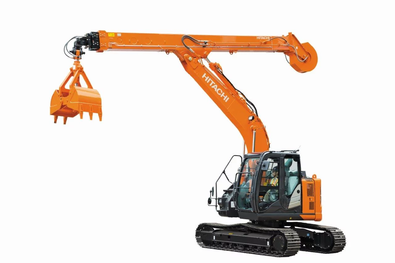 HITACHI présente la plus petite pelle à bras télescopique