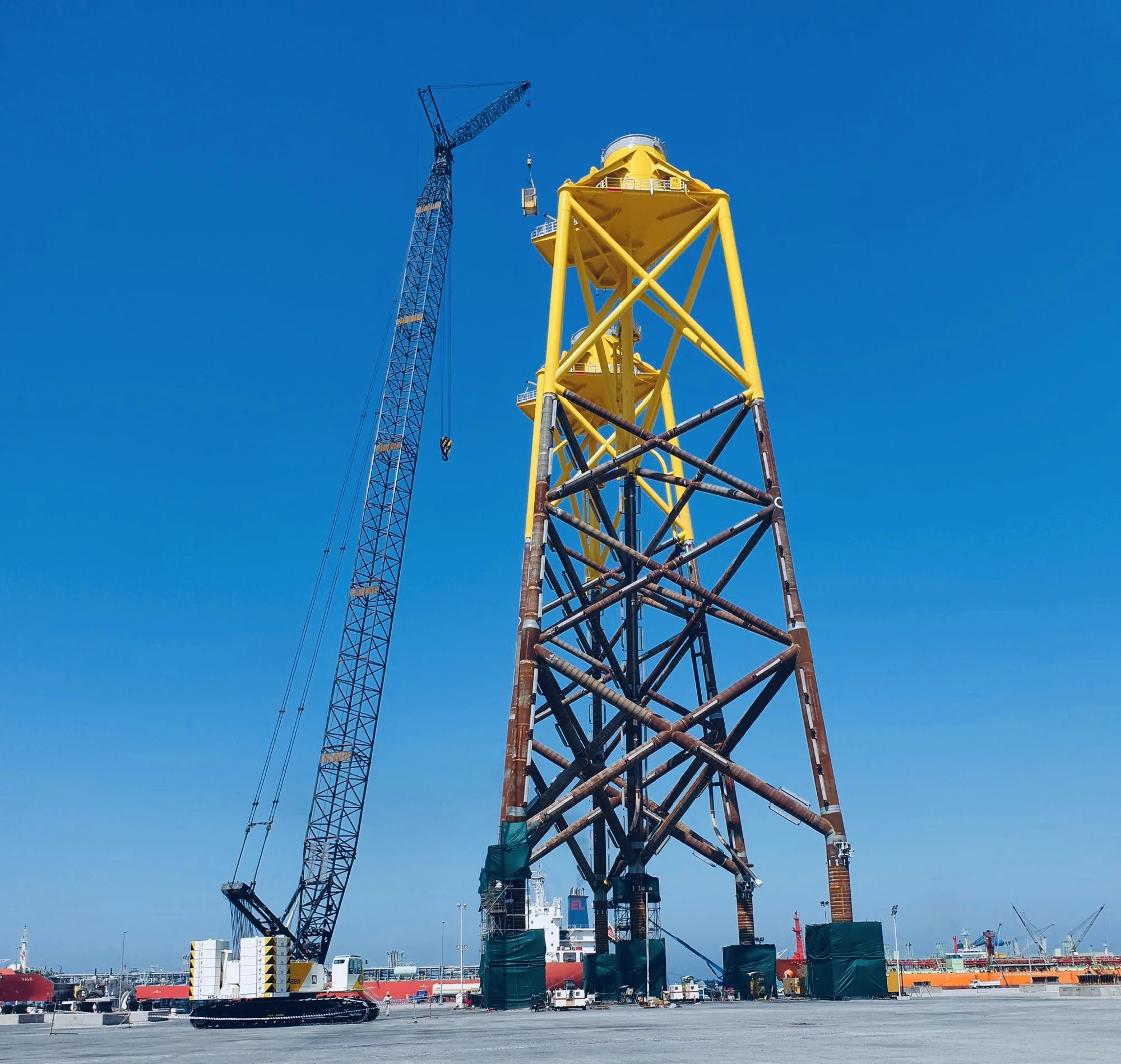 Deux grues à câble HSC SCX2800 pour Aertssen Machinery Services UAE