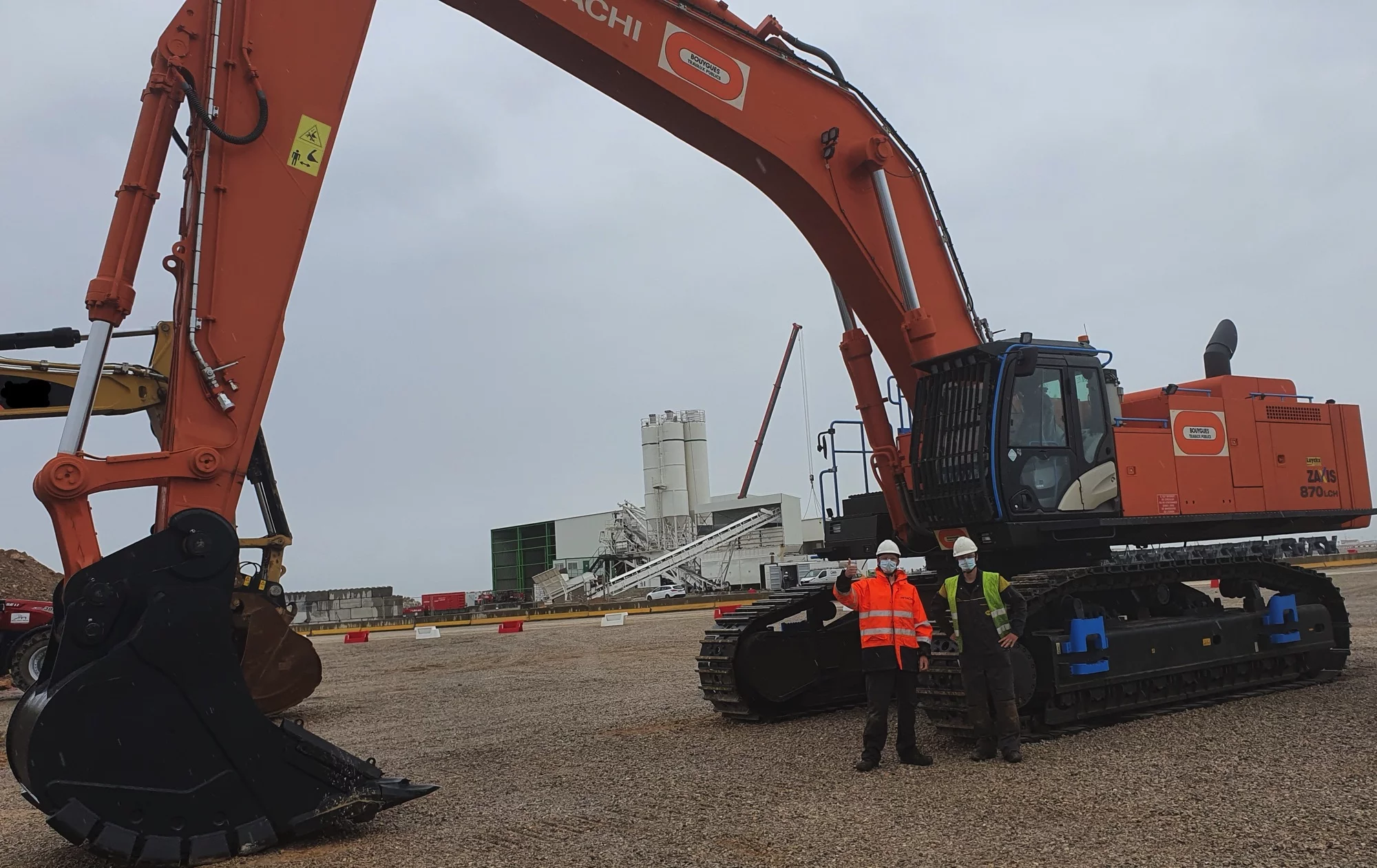 Montage de la ZX870 pour Bouygues