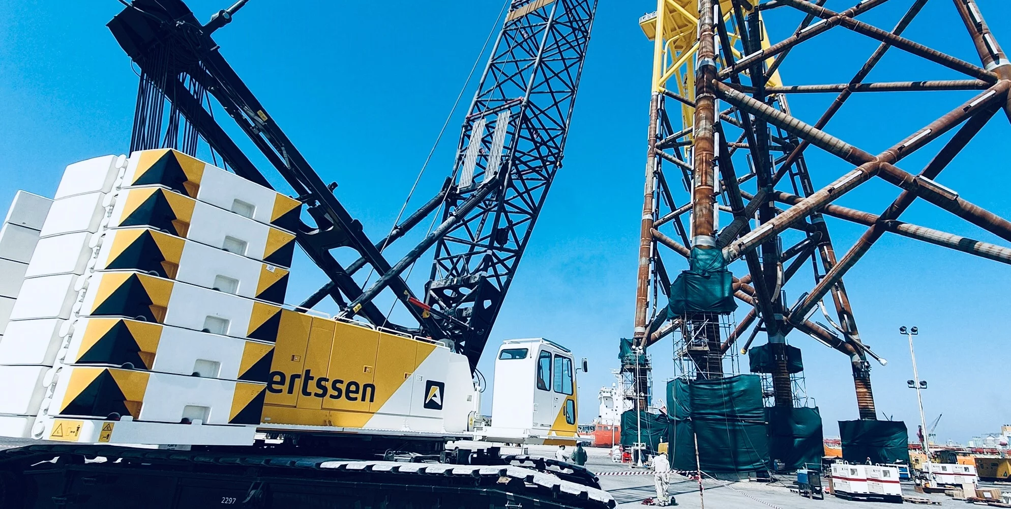 Deux grues à câble HSC SCX2800 pour Aertssen Machinery Services UAE