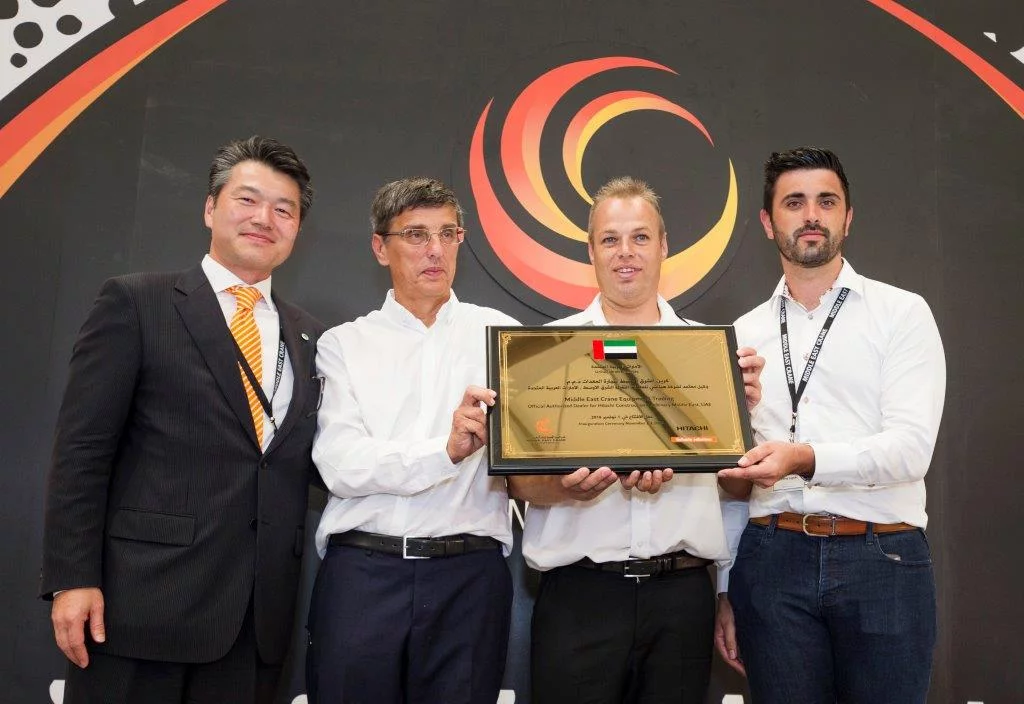 OUVERTURE des nouvelles infrastructures Middle East Crane