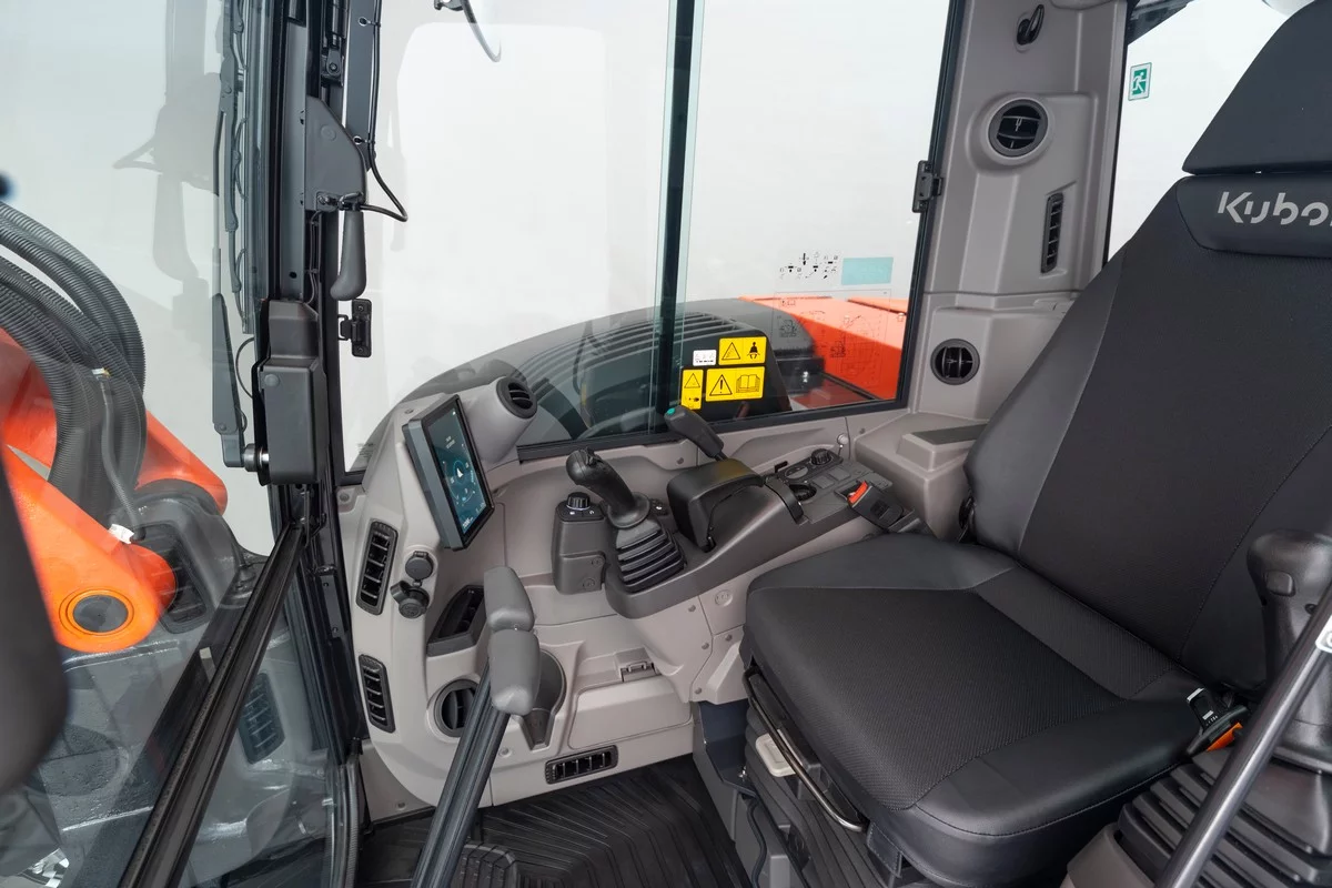 Kubota lance une midi-pelle de 8 tonnes de nouvelle génération