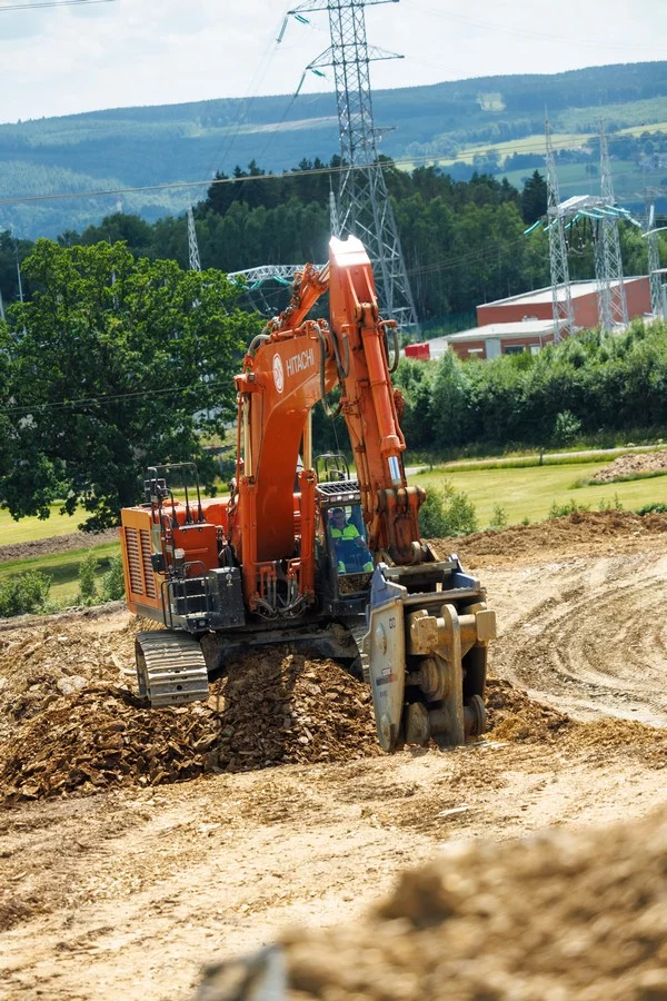 Jan De Nul déploie la nouvelle Hitachi ZX690LCH-7 en Belgique