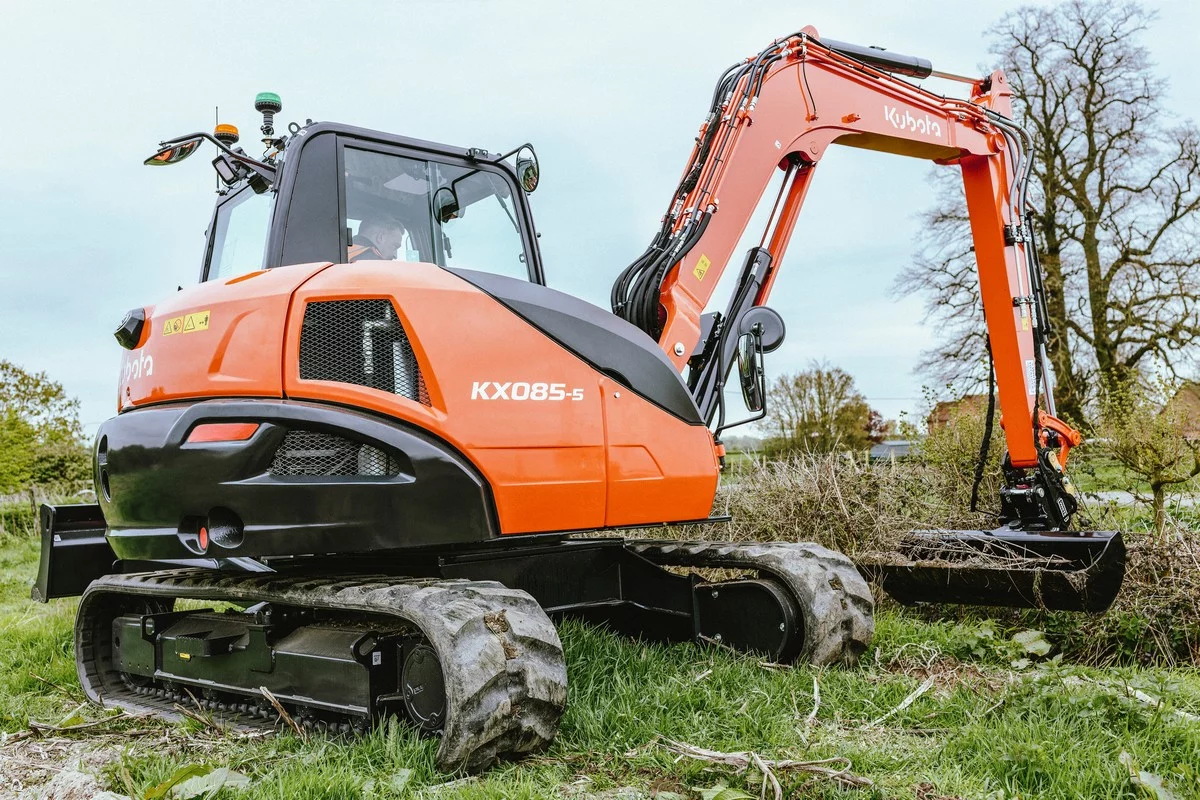 Kubota lance une midi-pelle de 8 tonnes de nouvelle génération