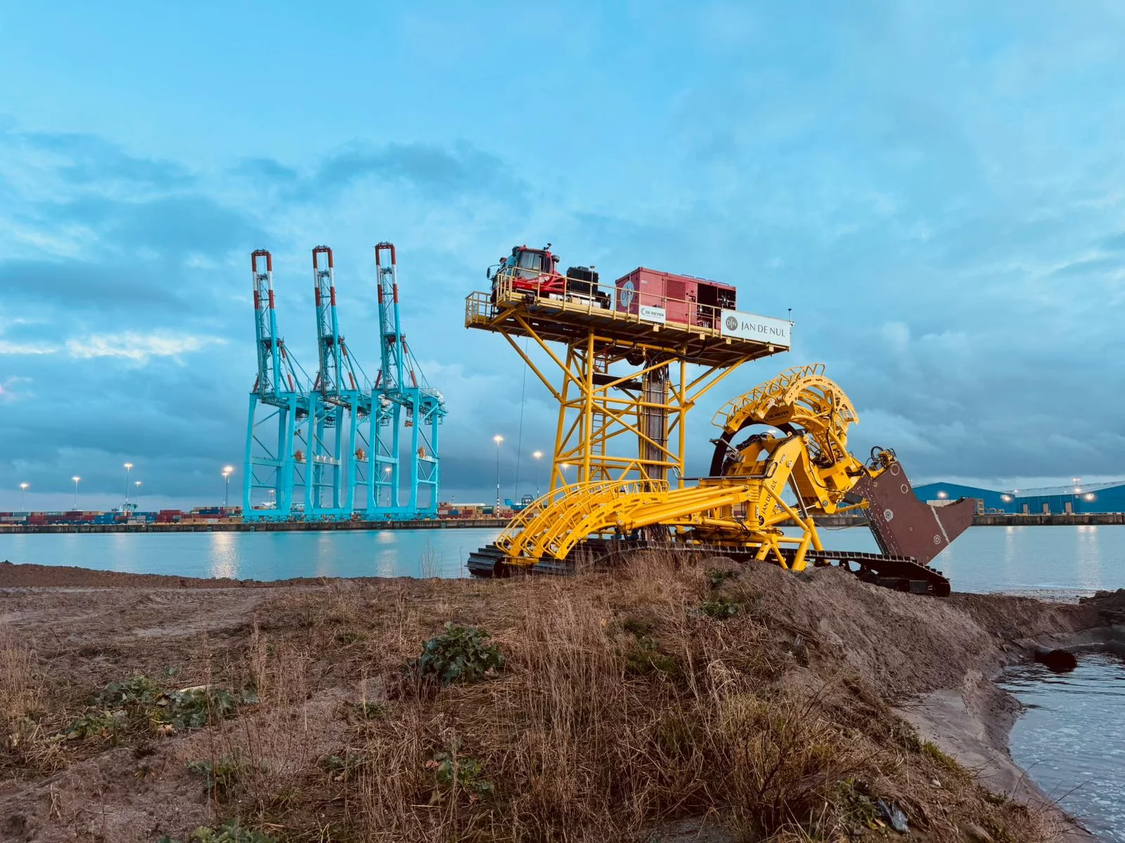 Luyckx integreert PistenBully en machinesturing op Jan De Nul’s Sunfish kabeltrencher
