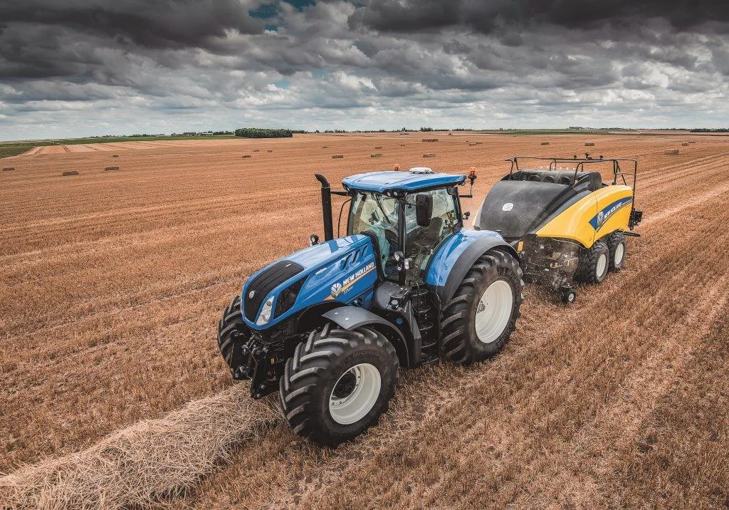NEW HOLLAND herziet en breidt PLM™-productportefeuille uit