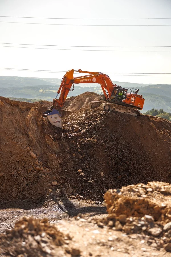 Jan De Nul zet nieuwe Hitachi ZX690LCH-7 in in België
