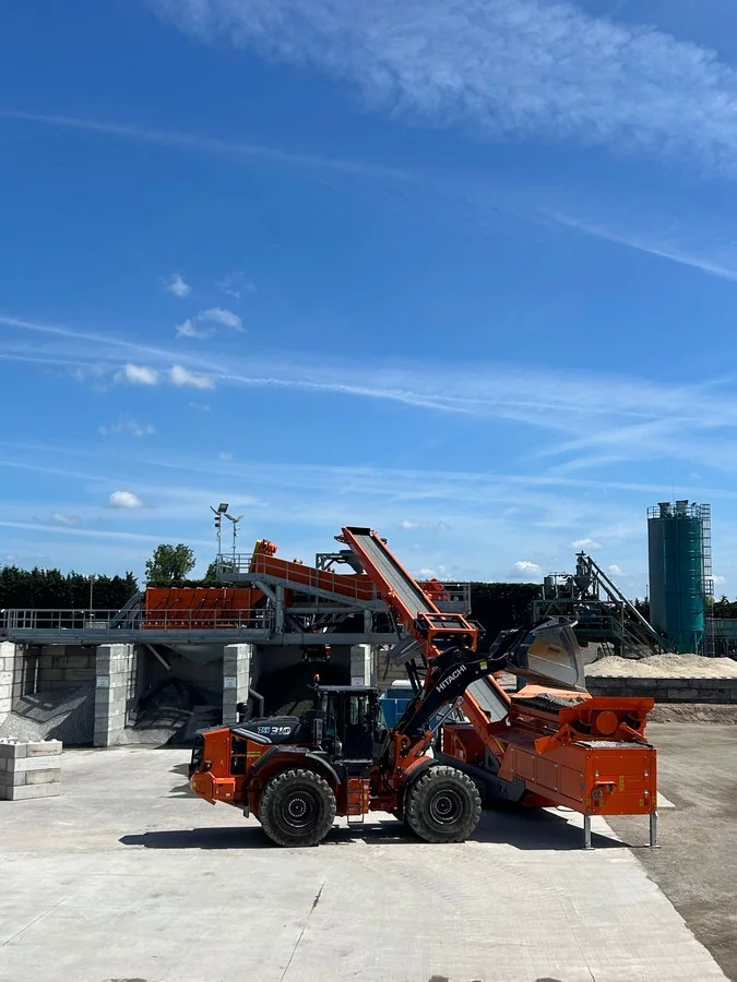 Geeroms Wegenbouw presenteert nieuwe wasinstallatie voor productie hoogwaardig gerecycleerde granulaten