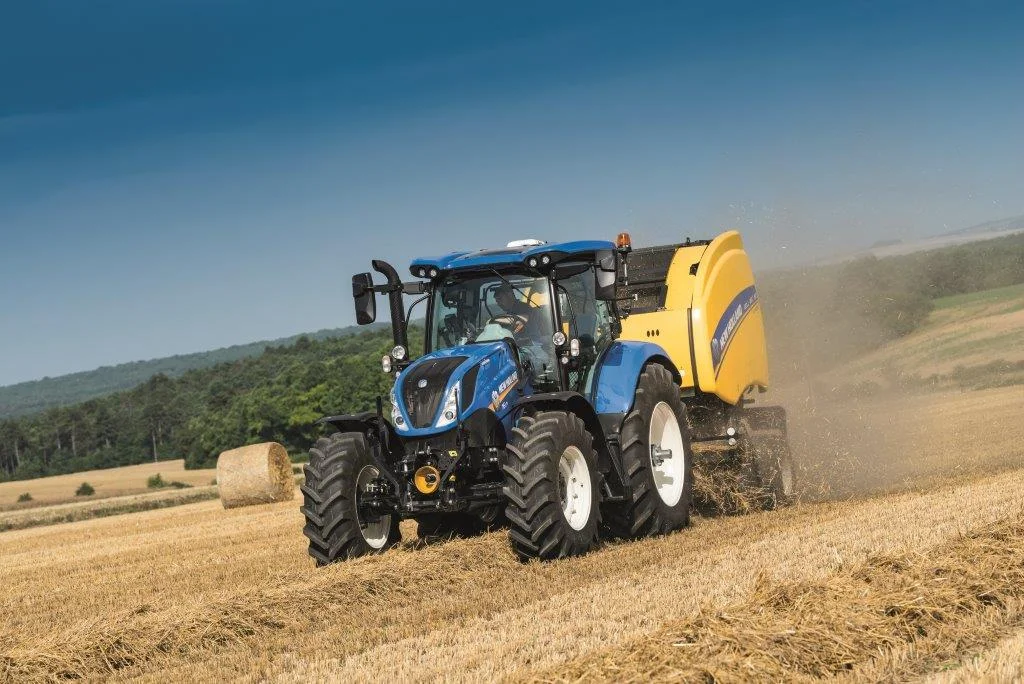 NEW HOLLAND herziet en breidt PLM™-productportefeuille uit