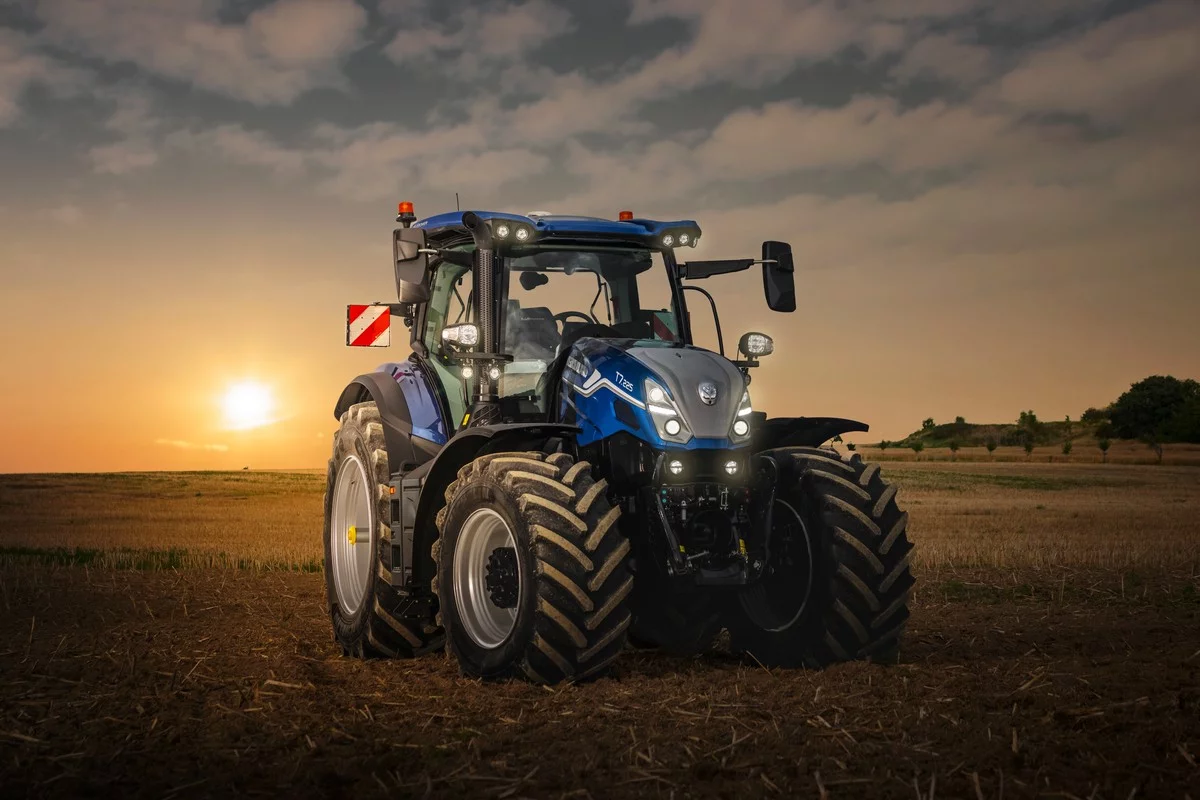 Nieuwe New Holland T7 SWB