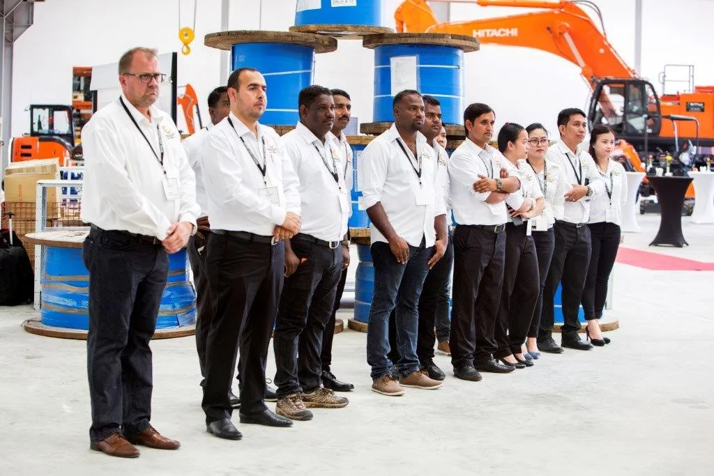 OPENING nieuwe bedrijfsgebouwen Middle East Crane