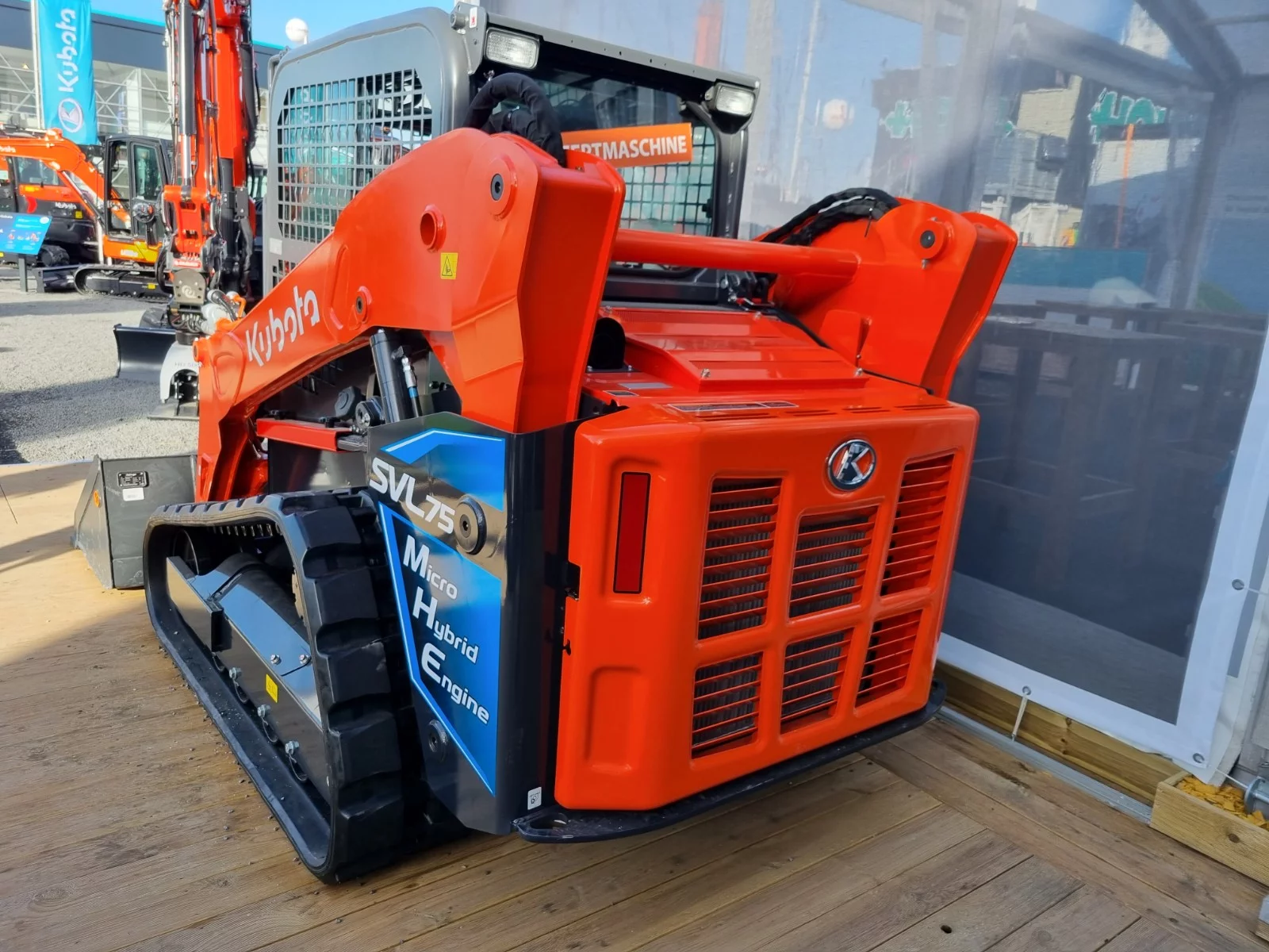 Kubota opent nieuwe skid-steer loader fabriek in Amerika