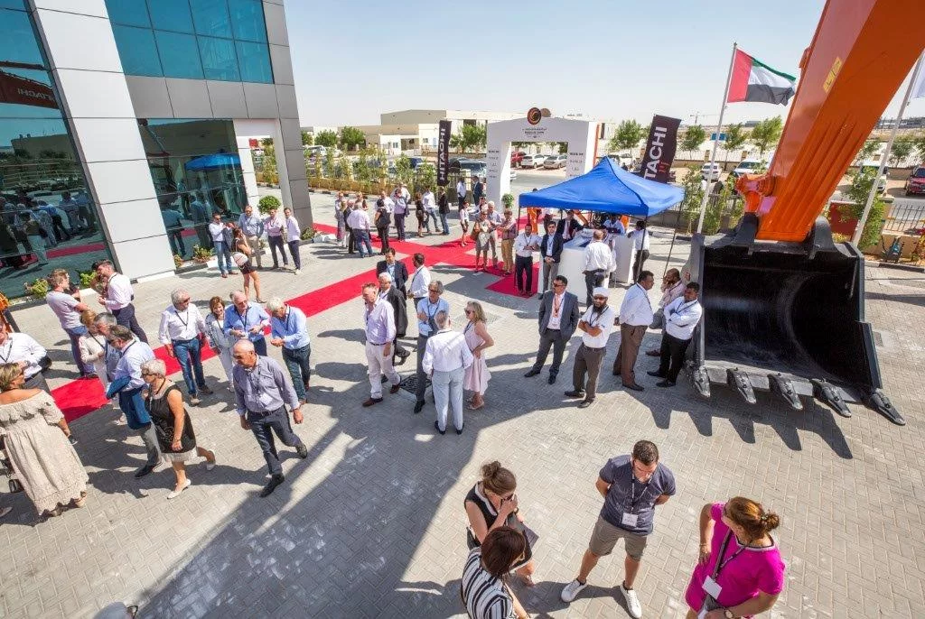 OPENING nieuwe bedrijfsgebouwen Middle East Crane