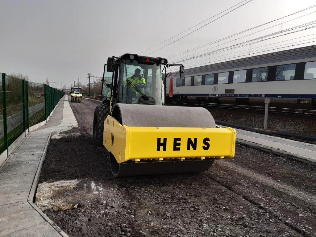 Ammann verdichtingsmachines worden door Hens ingezet bij spoorweguitbreiding