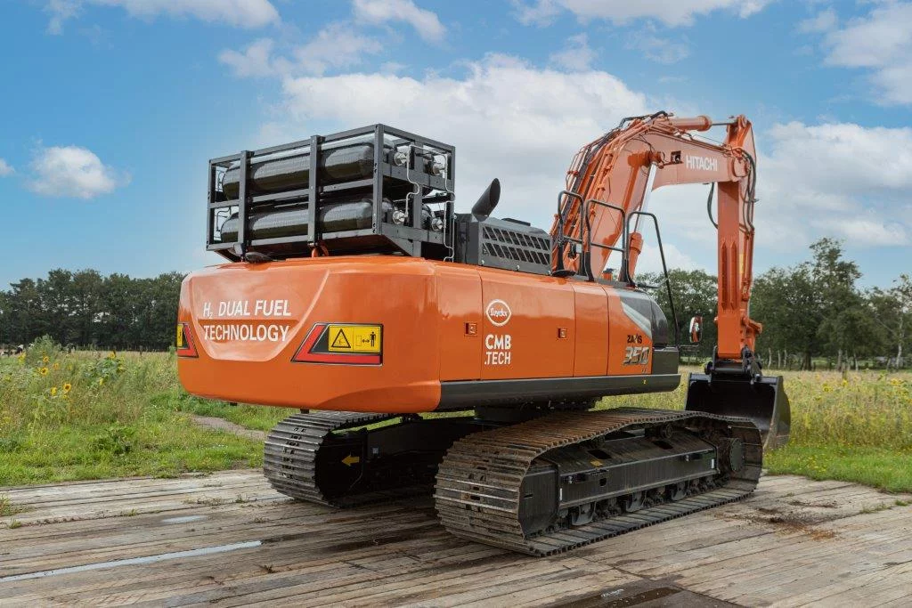 Avant-première Hitachi ZX350LC-7 Dual Fuel