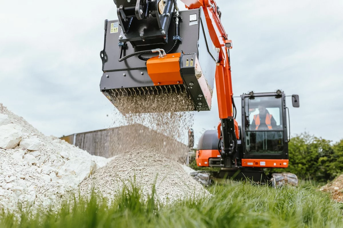 Kubota lanceert nieuwe generatie minigraafmachine van 8 ton